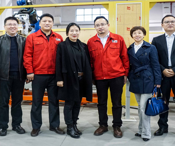"Financial Woman" Ye Tan and her party visited Jiangsu Beiren Robot
